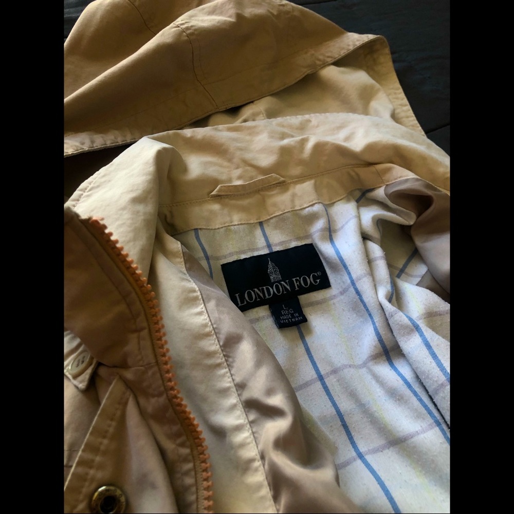 London Fog Women’s Beige Trench Coat - L